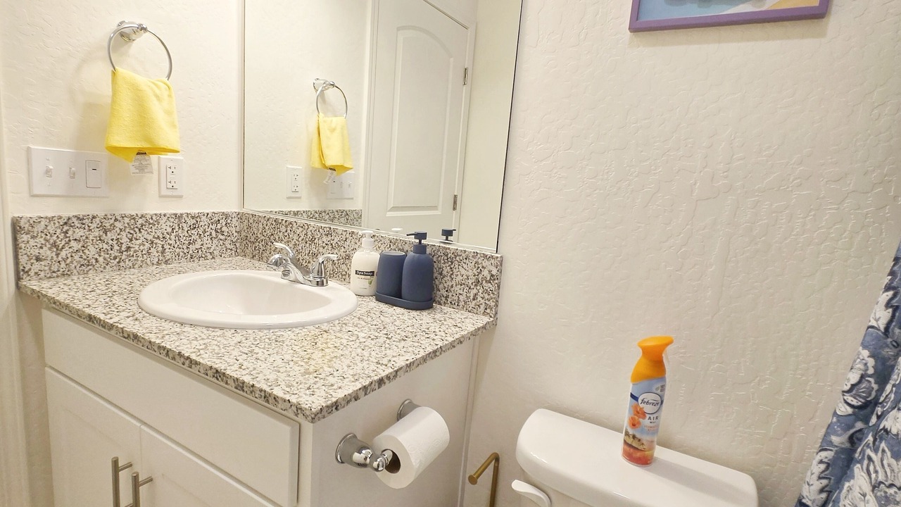 Photo of Bathroom in Tulare