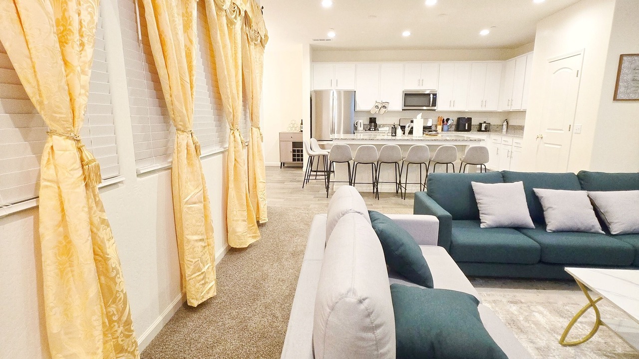 Photo of Livingroom in Tulare