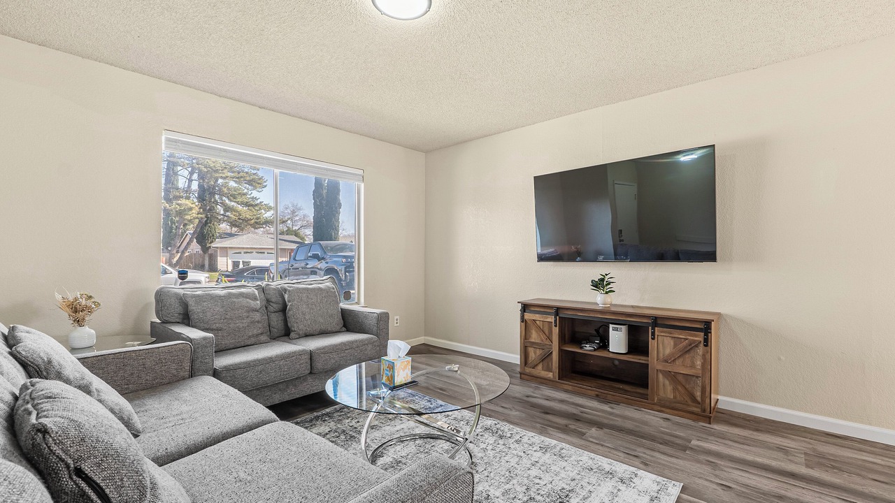 Photo of Bedroom in South Natomas