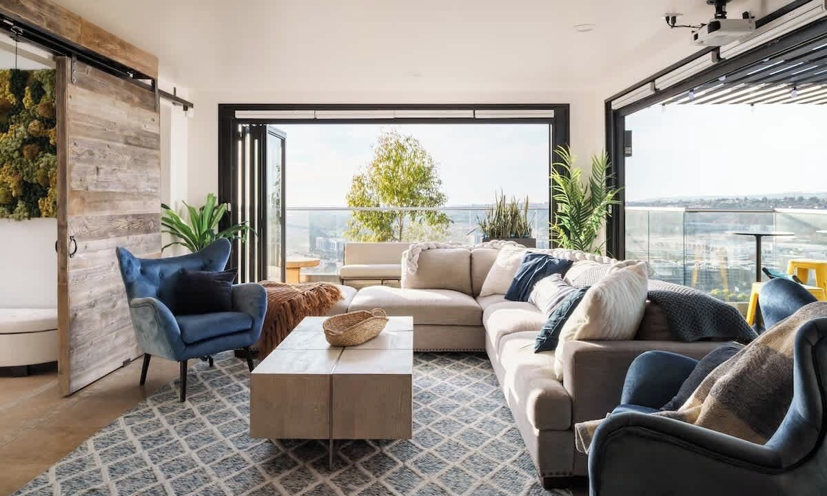 Photo of Livingroom in University Heights