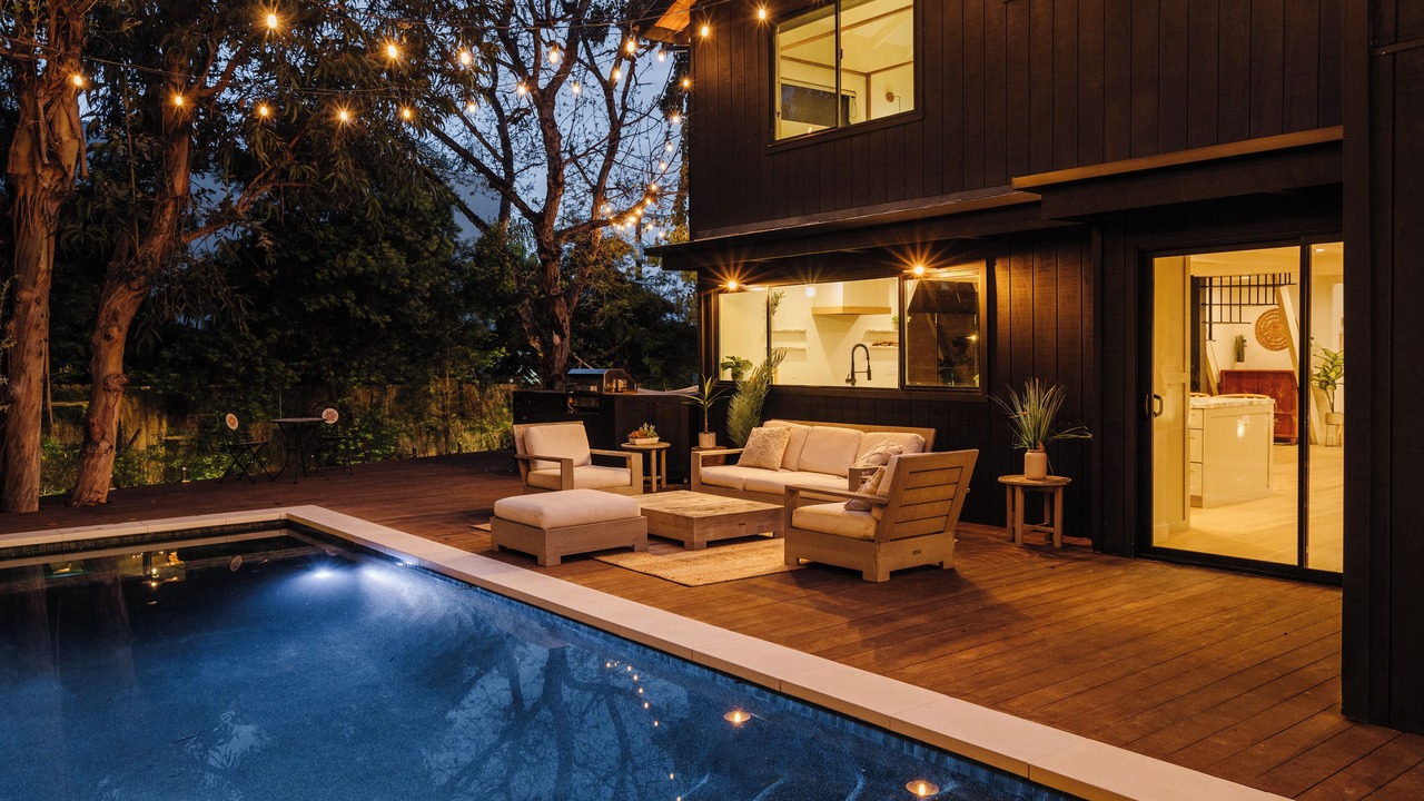 Photo of Outdoor in Studio City