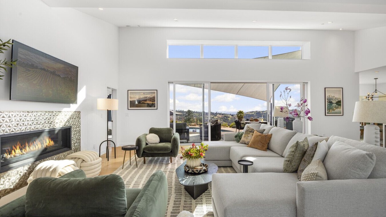 Photo of Livingroom in Santa Rosa