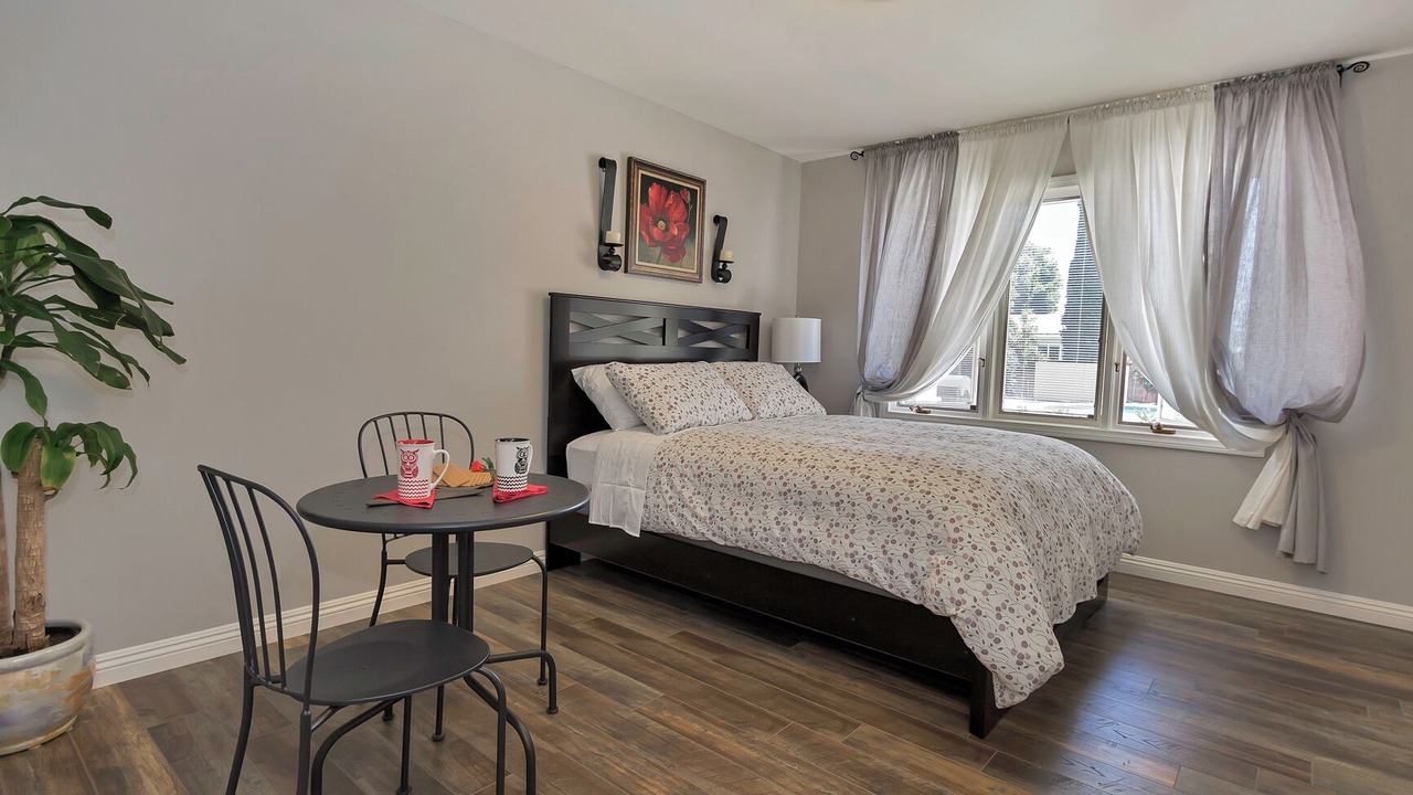 Photo of Bedroom in Hermosa Village