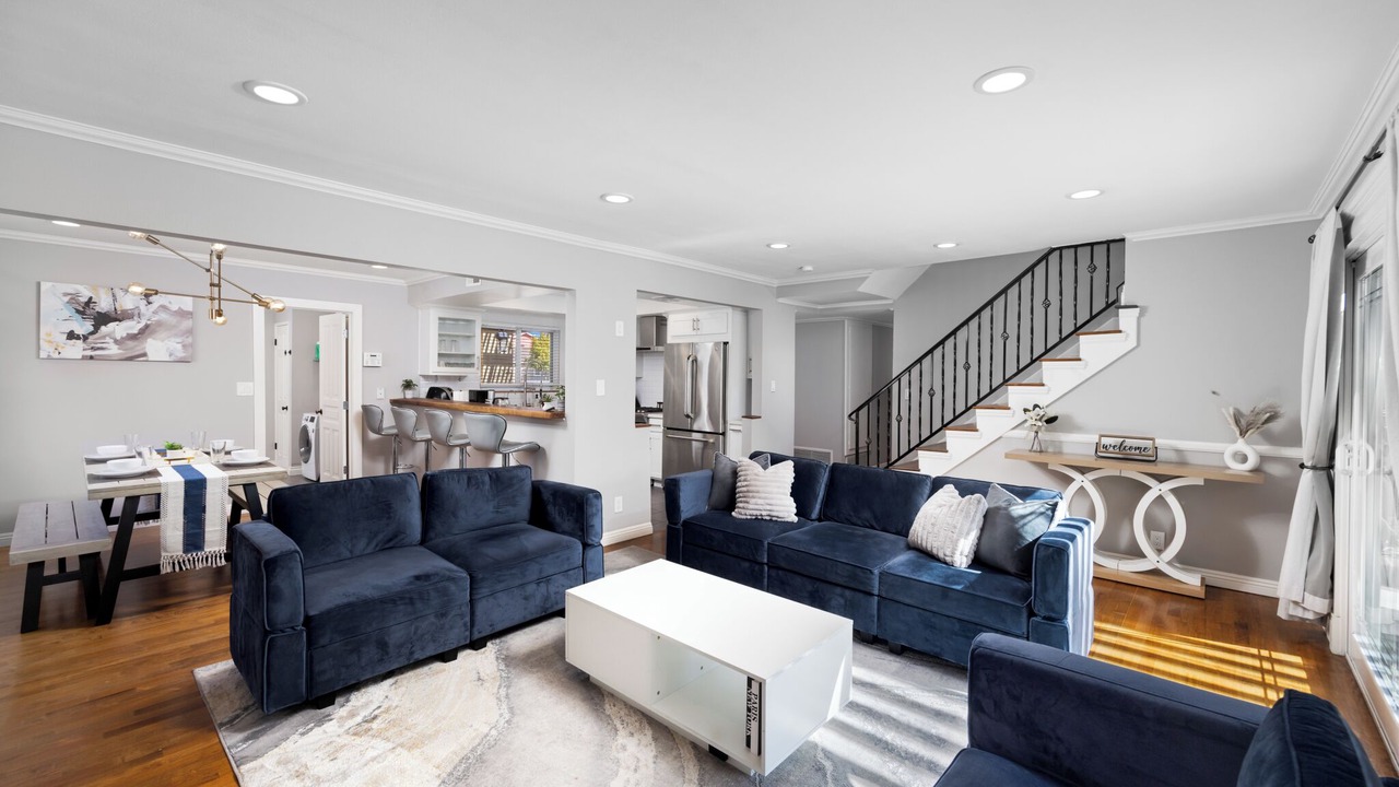 Photo of Livingroom in Fountain Valley