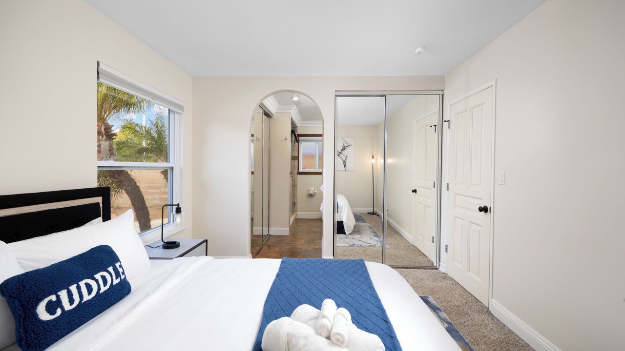 Photo of Bedroom in Fountain Valley