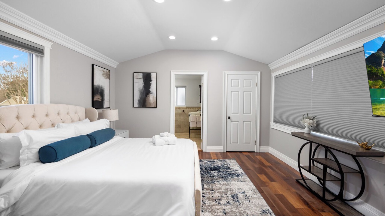 Photo of Bedroom in Fountain Valley
