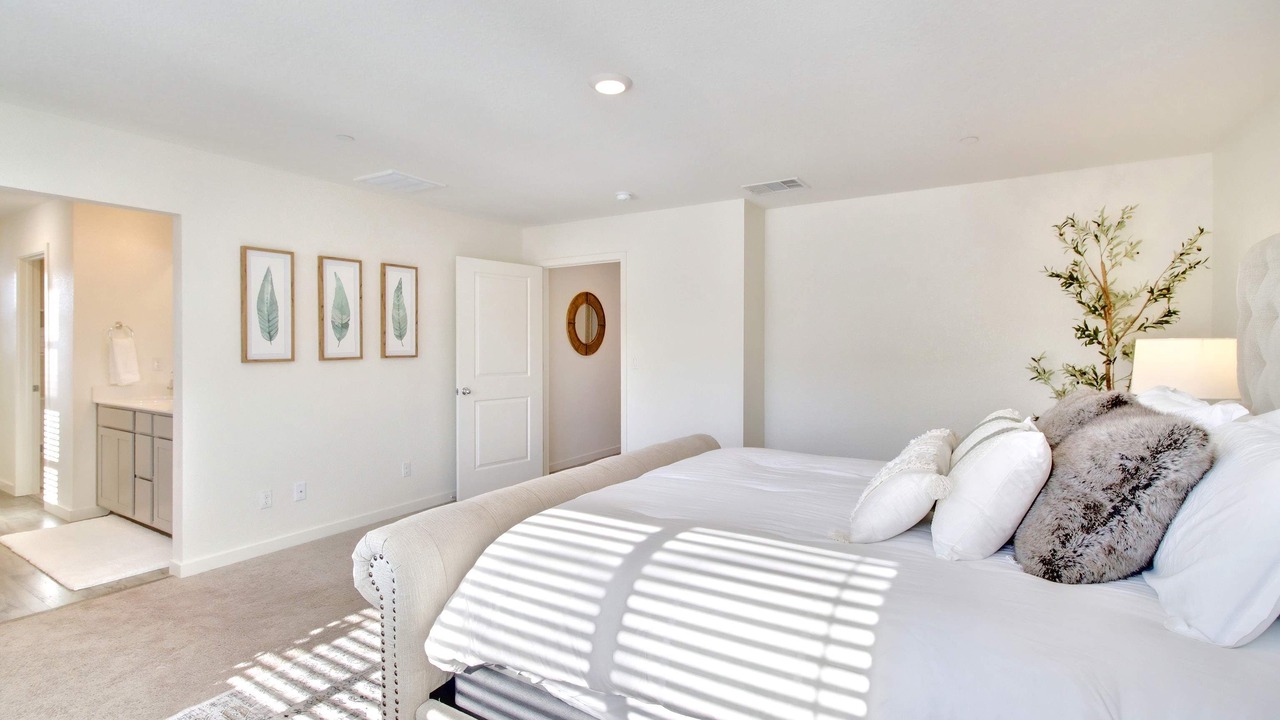 Photo of Bedroom in Pleasant Grove
