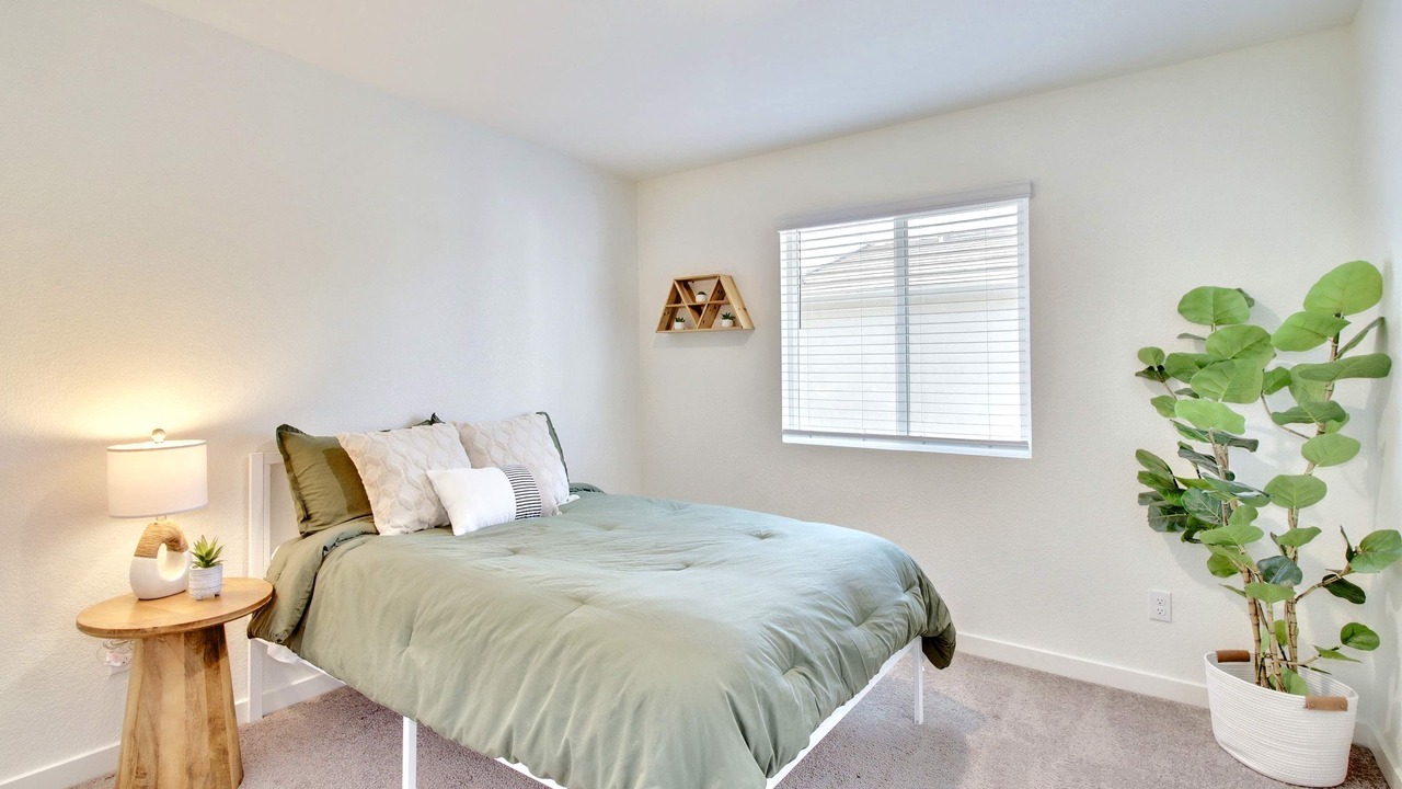 Photo of Bedroom in Pleasant Grove
