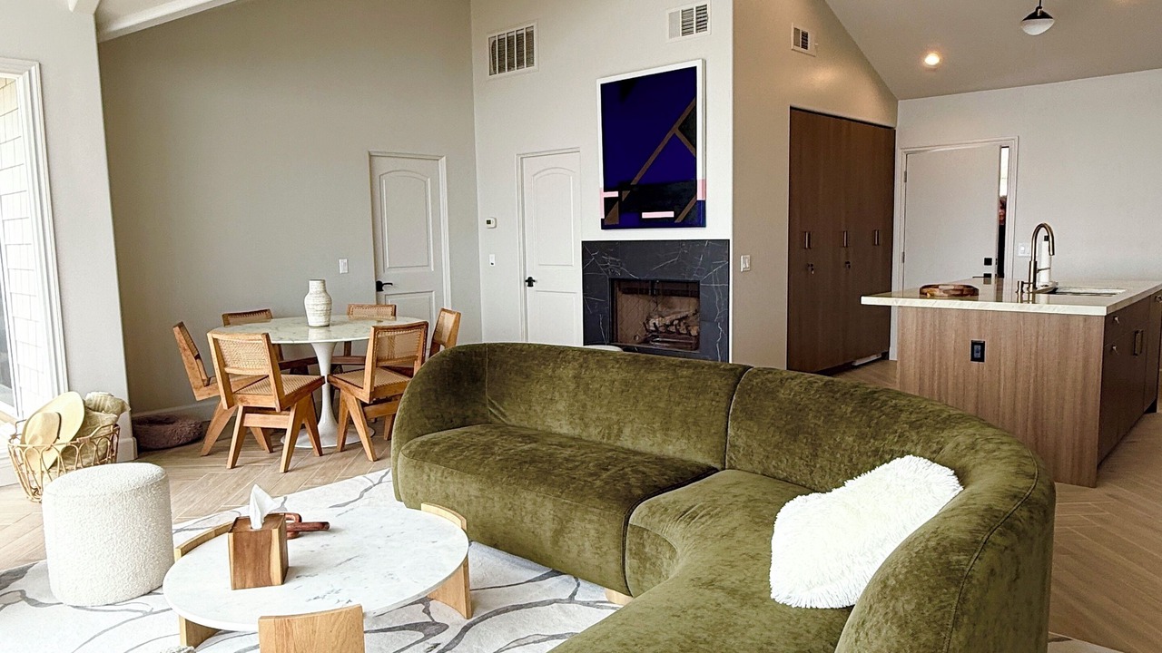 Photo of Livingroom in Ventura