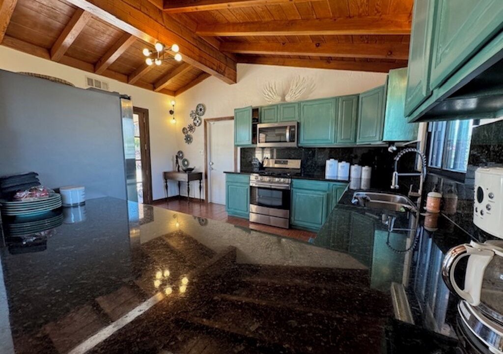 Photo of Kitchen in Racquet Club South
