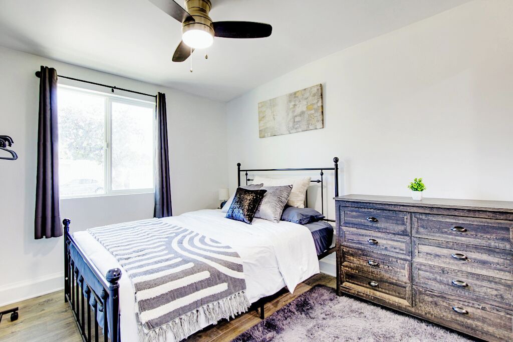 Photo of Bedroom in Mission Hills