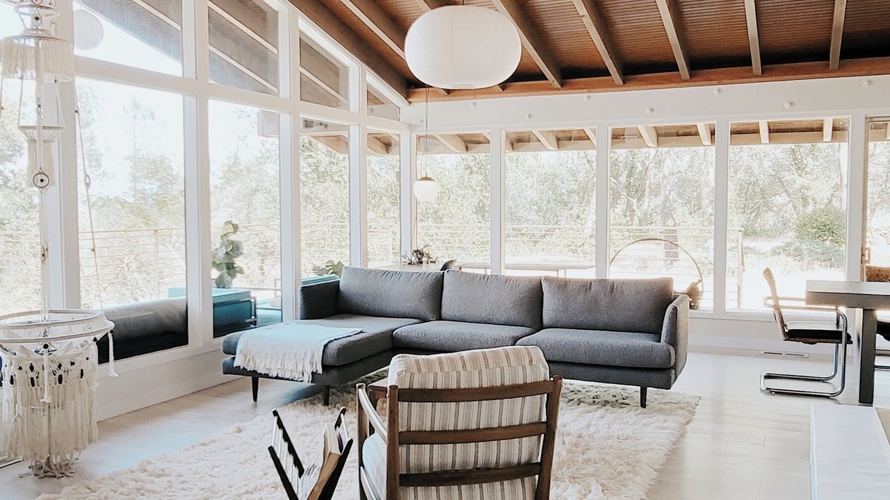 Photo of Livingroom in Happy Valley
