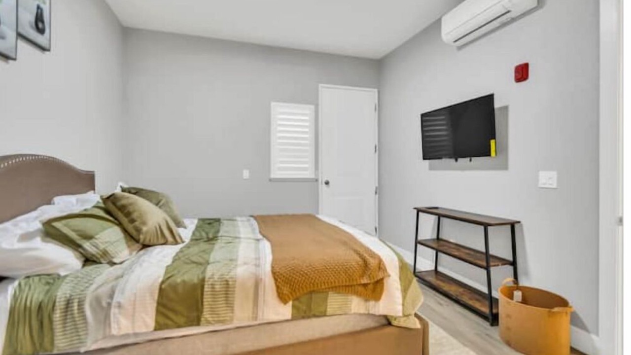 Photo of Bedroom in Midtown Sacramento