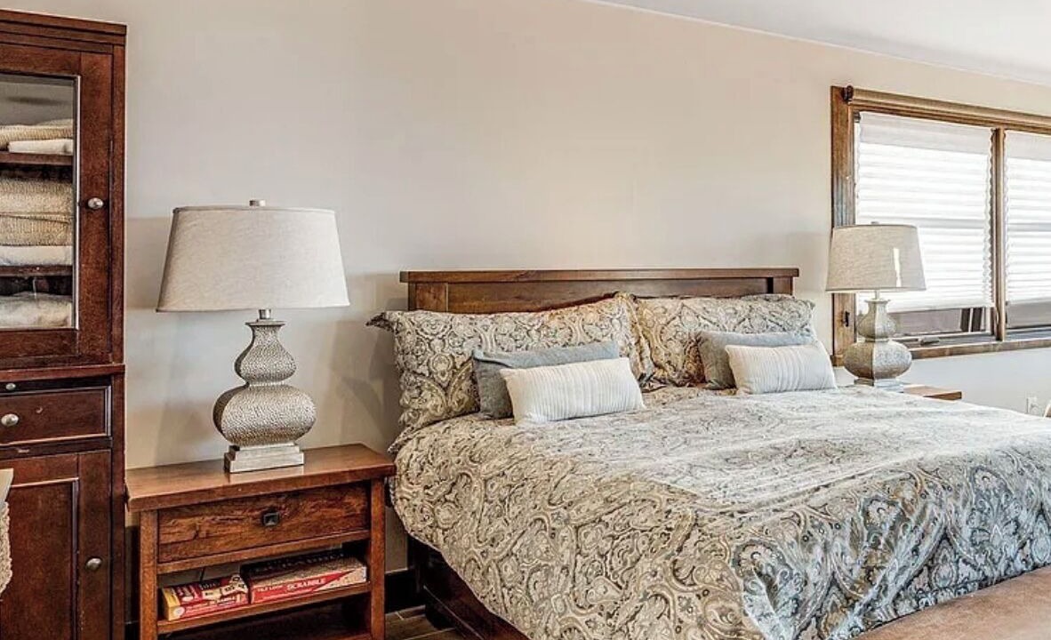 Photo of Bedroom in Country Club