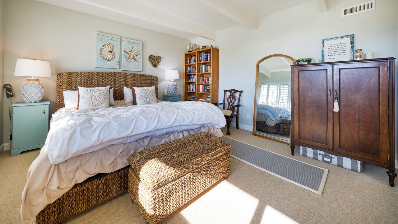 Photo of Bedroom in La Selva Beach