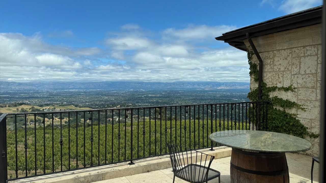 Photo of Patio Balcony in Saratoga