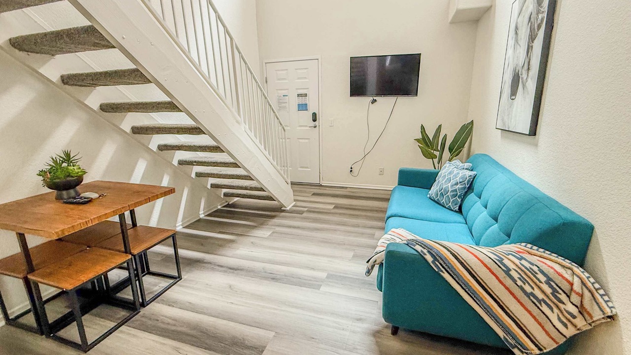 Photo of Livingroom in Civic Core