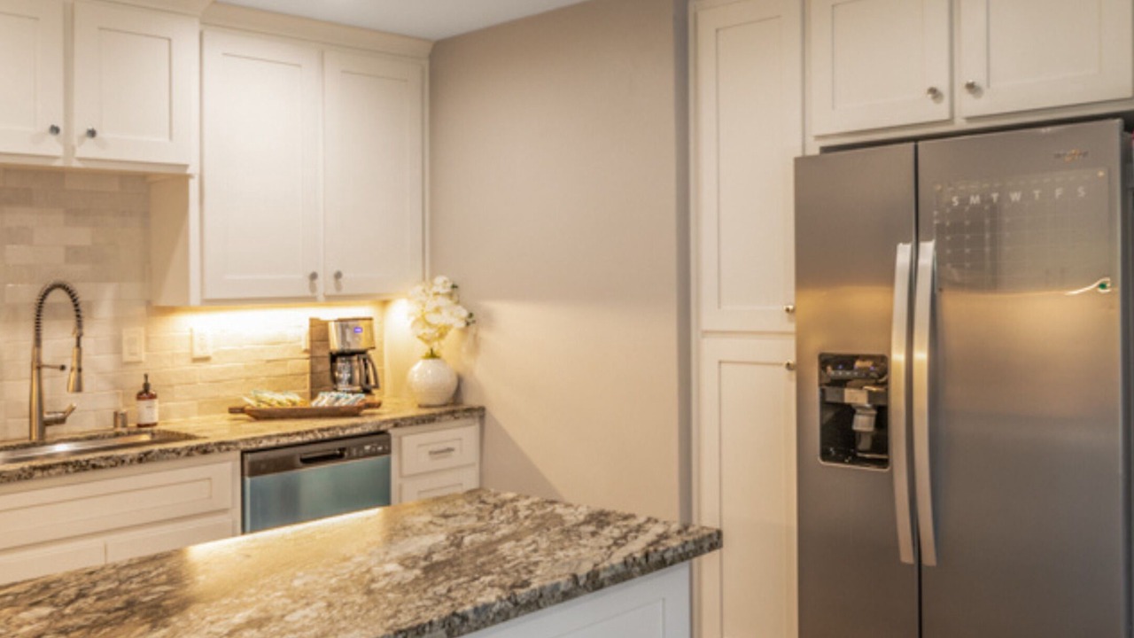 Photo of Kitchen in Southwestern Sacramento