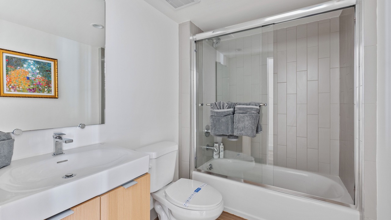 Photo of Bathroom in West Los Angeles