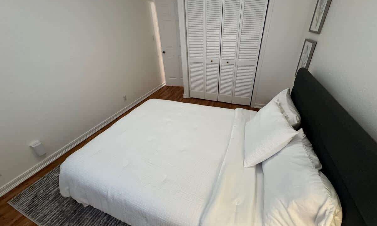 Photo of Bedroom in Tamalpais-Homestead Valley