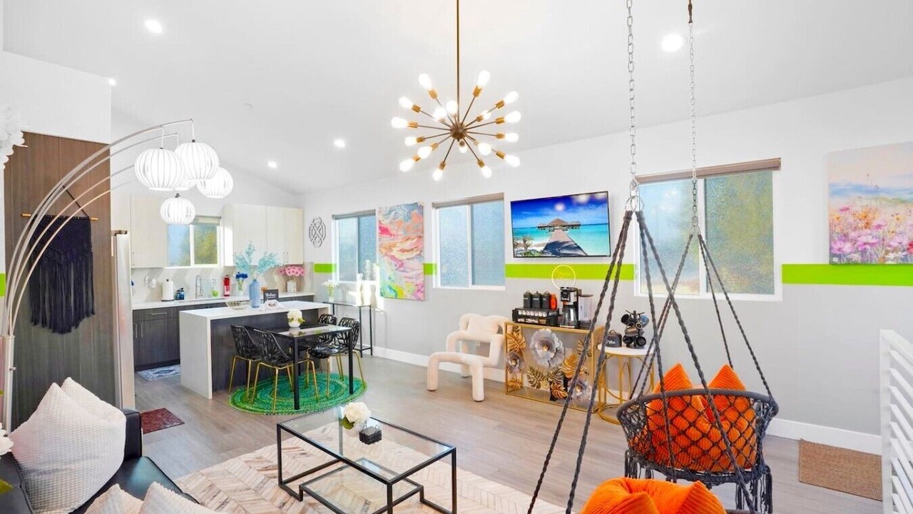 Photo of Livingroom in NoHo Arts District