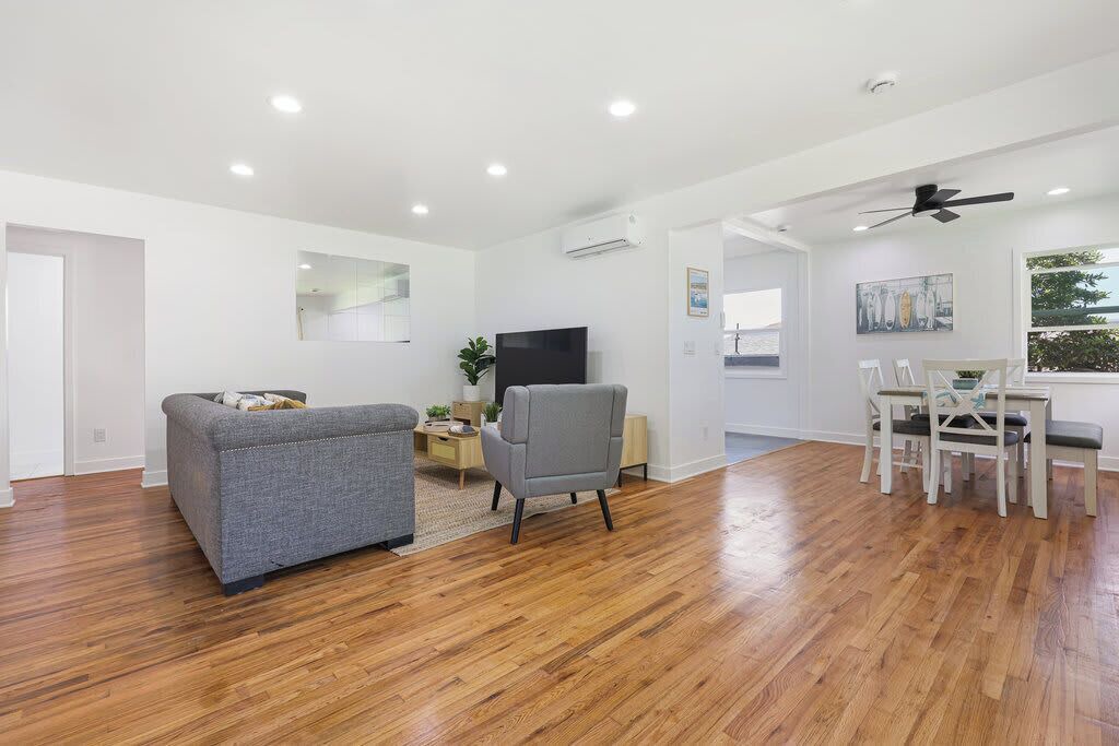 Photo of Bedroom in Ocean Beach