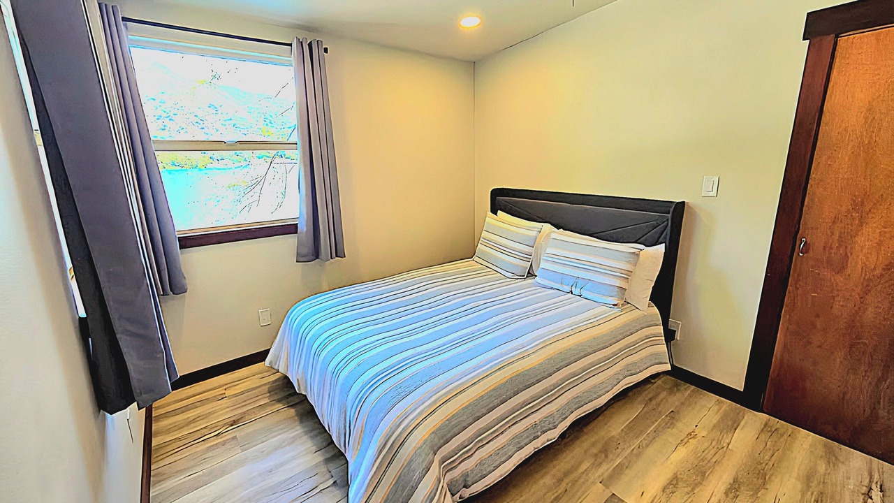Photo of Bedroom in Upper Lake