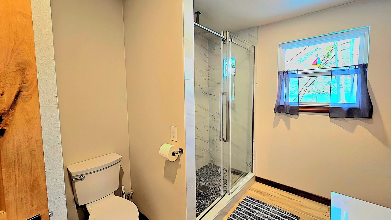 Photo of Bathroom in Upper Lake
