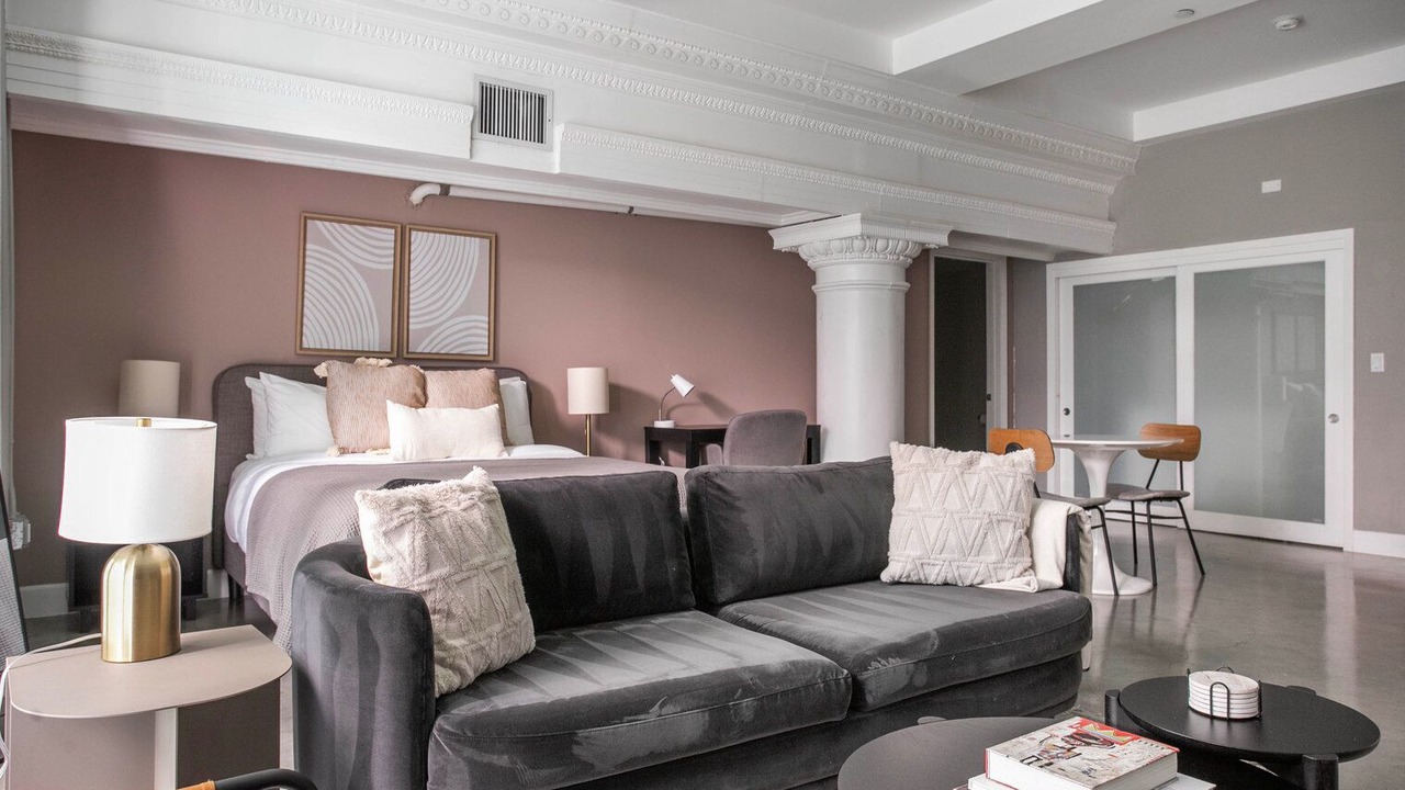 Photo of Livingroom in Historic Core