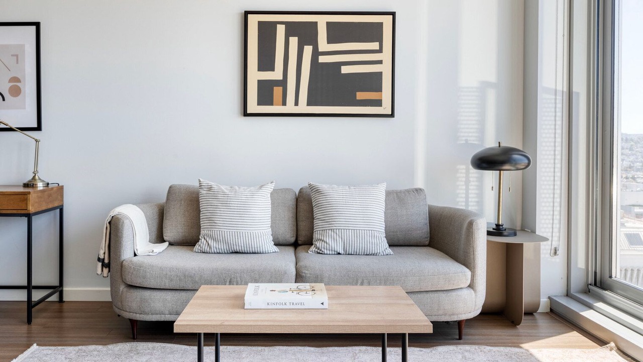 Photo of Livingroom in Civic Center