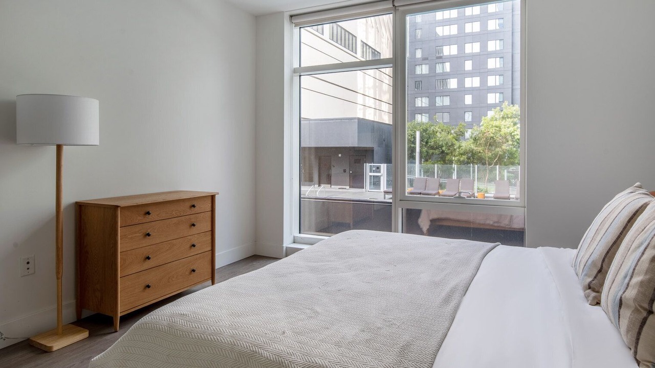 Photo of Bedroom in Downtown San Francisco