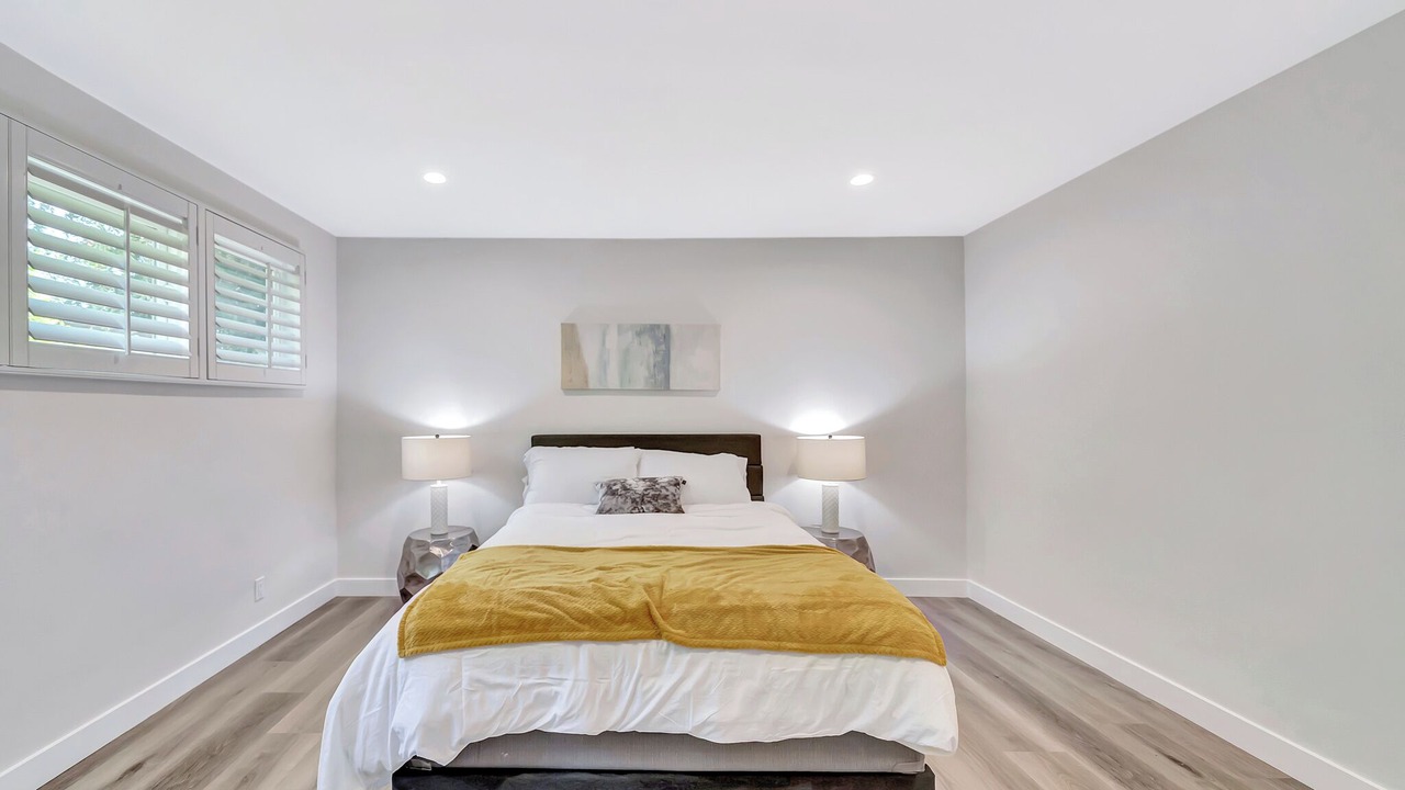 Photo of Bedroom in West Hills