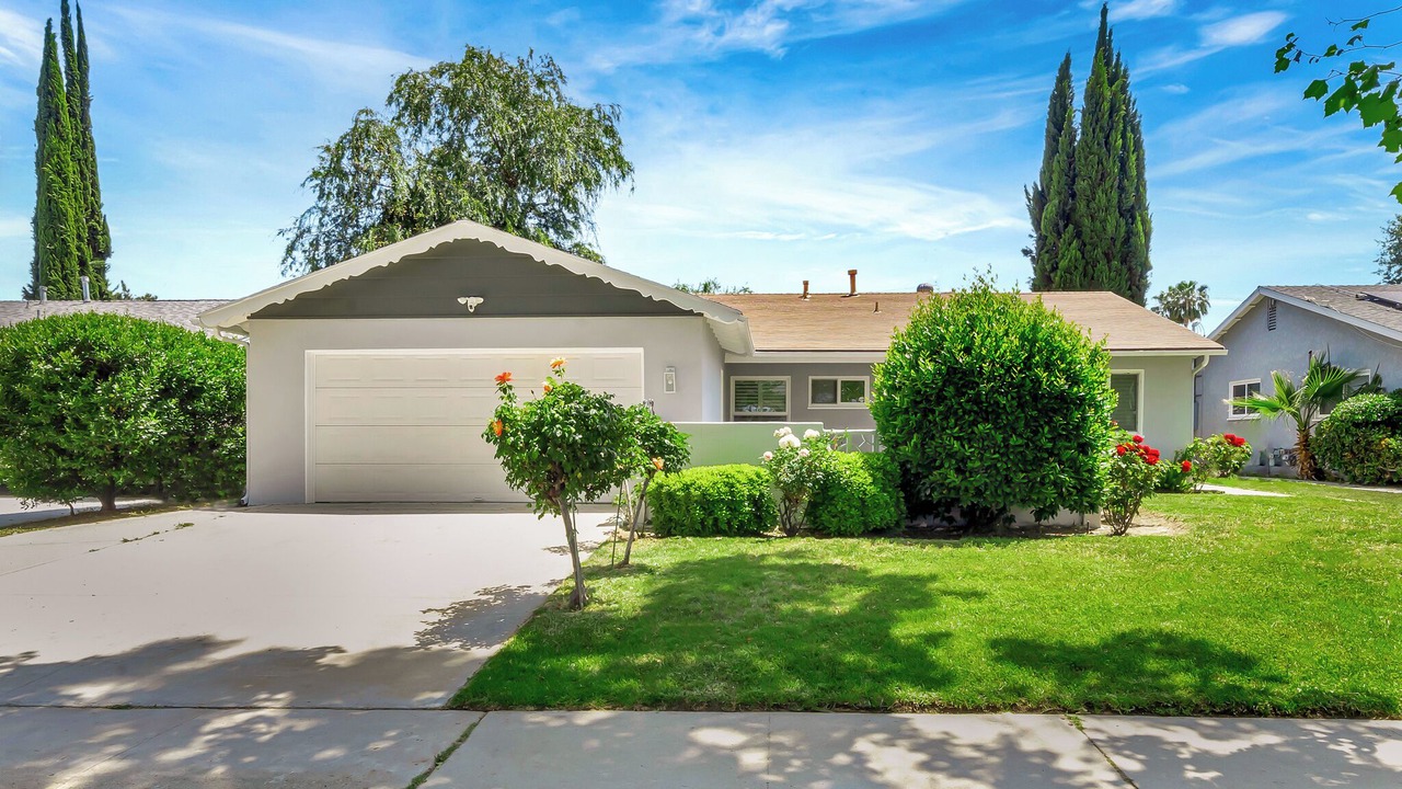 Photo of Outdoor in West Hills
