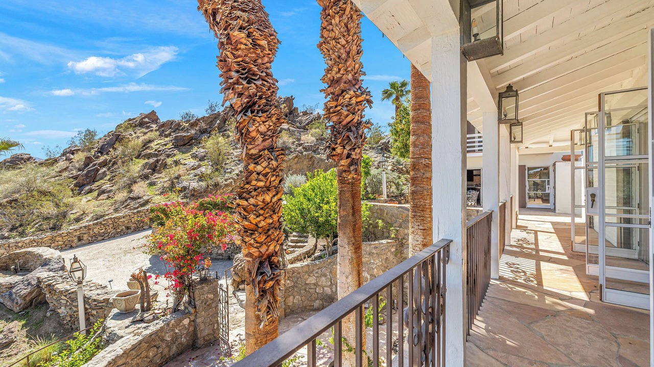 Photo of Patio Balcony in The Mesa