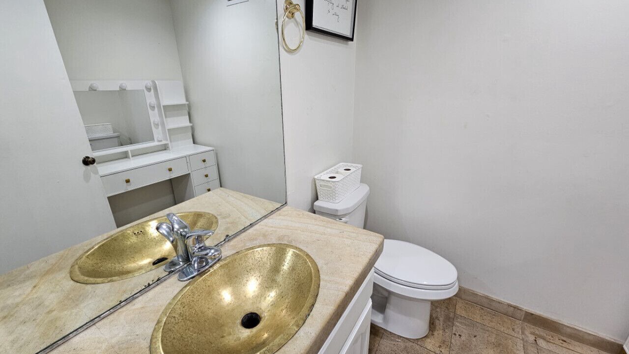 Photo of Bathroom in Venice Canals