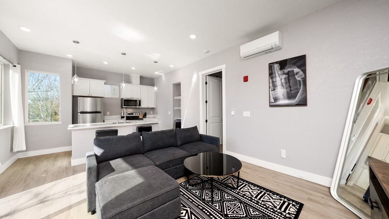 Photo of Livingroom in Central Sacramento