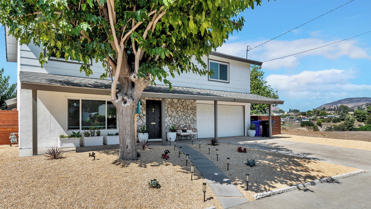 Photo of Outdoor in Allied Gardens
