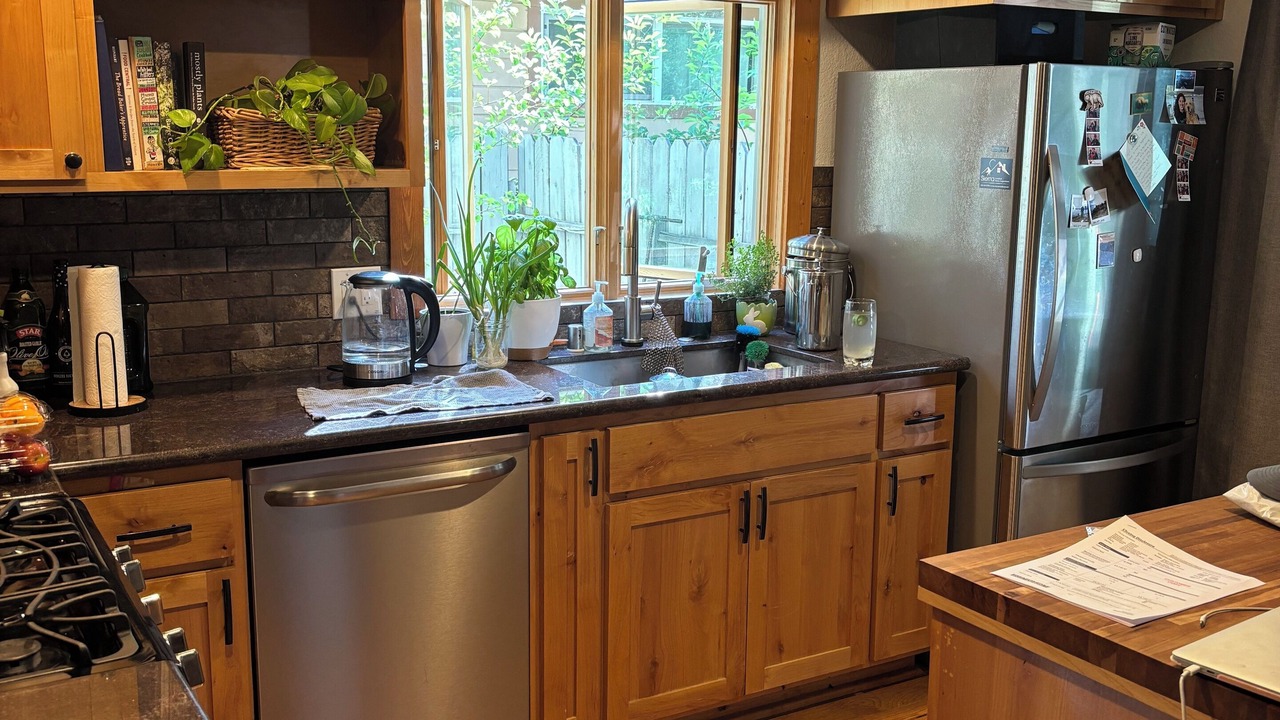 Photo of Kitchen in Sierra Tract