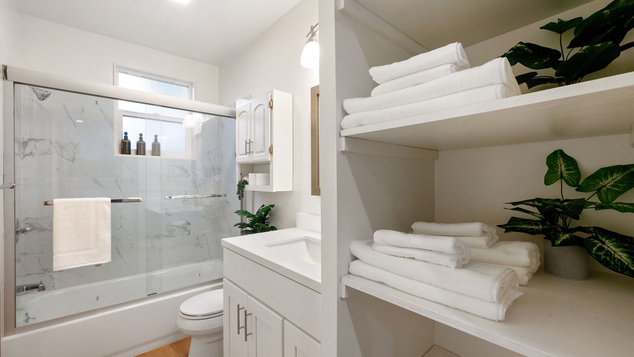 Photo of Bathroom in Old Mountain View