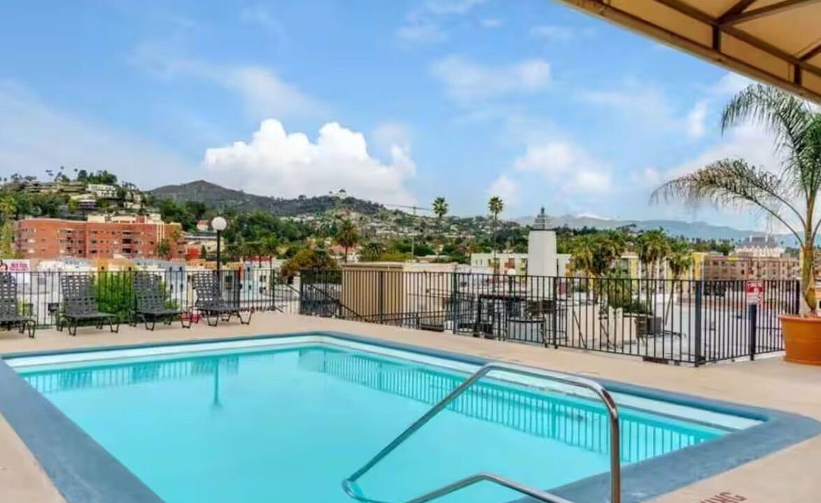 Photo of Outdoor in Hollywood
