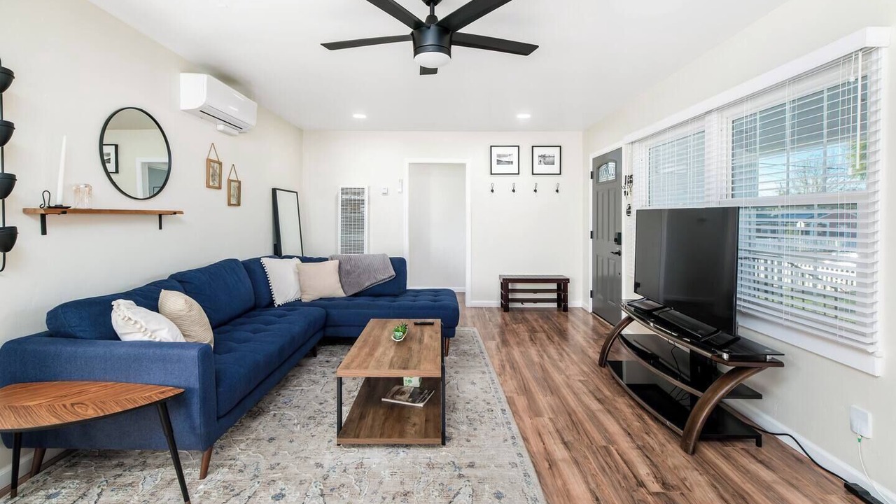 Photo of Livingroom in National City