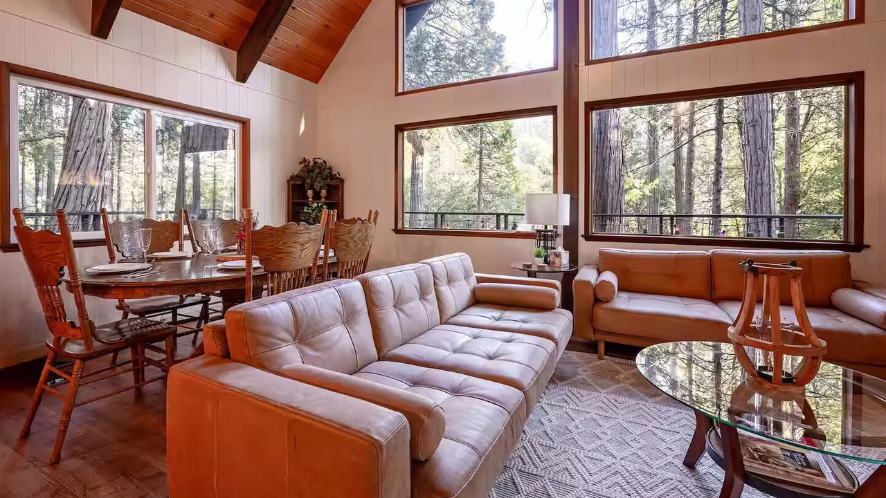 Photo of Livingroom in Camp Nelson