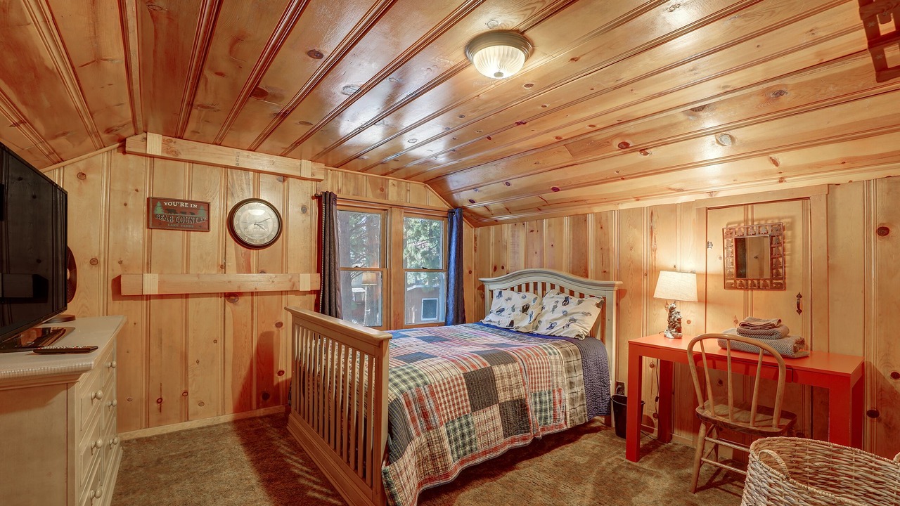 Photo of Bedroom in Al Tahoe
