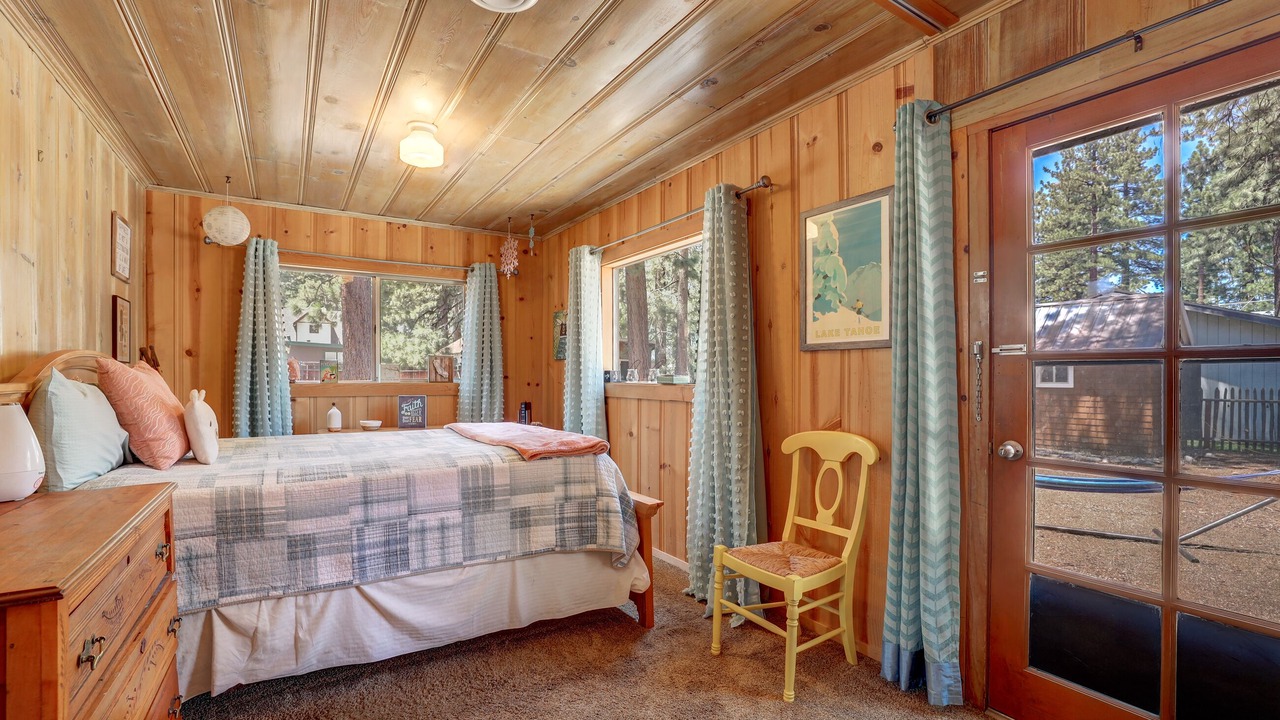 Photo of Bedroom in Al Tahoe