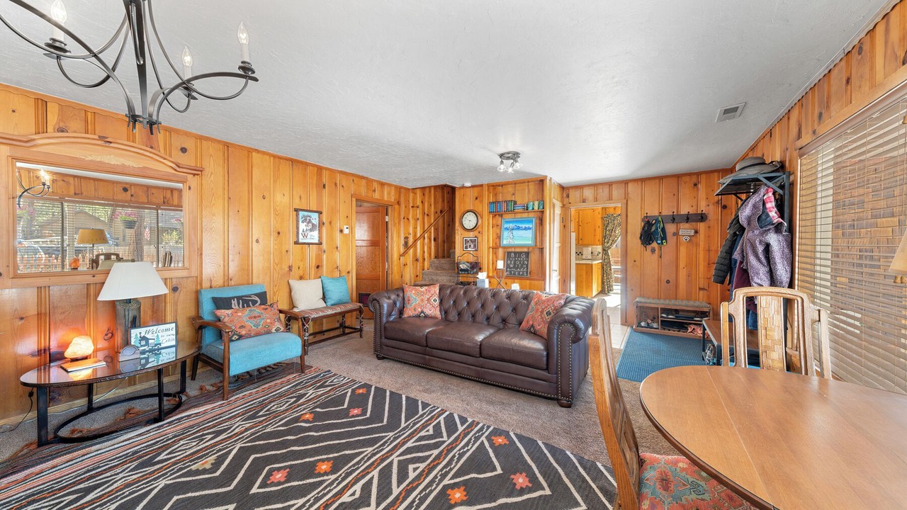Photo of Livingroom in Al Tahoe