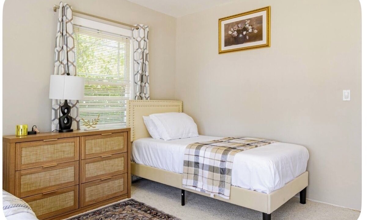 Photo of Bedroom in Altaville