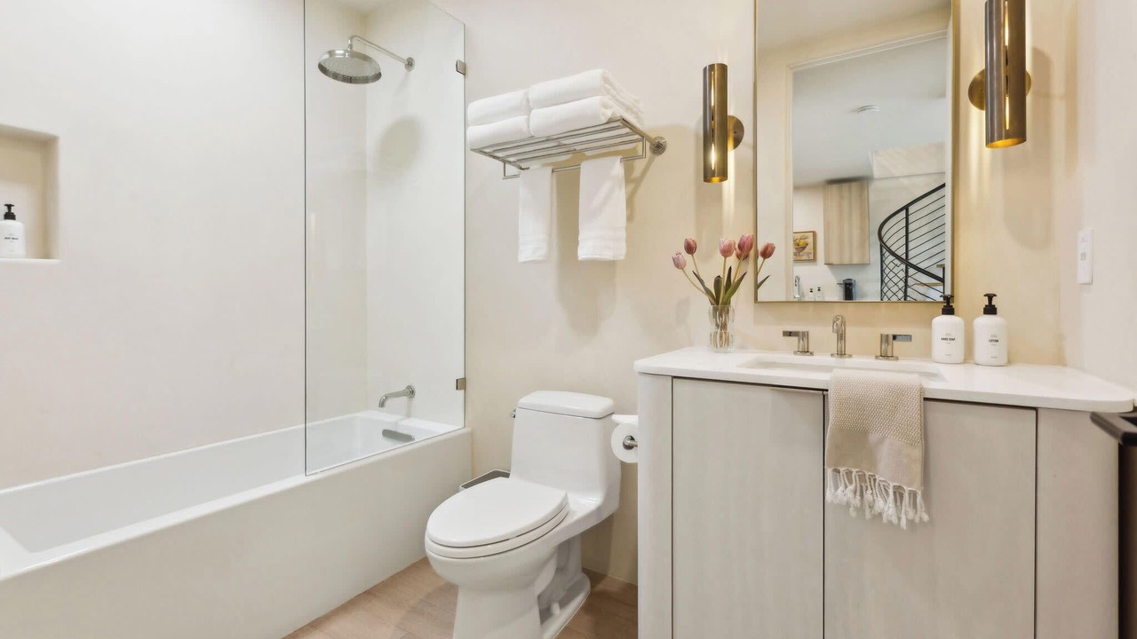Photo of Bathroom in Laguna