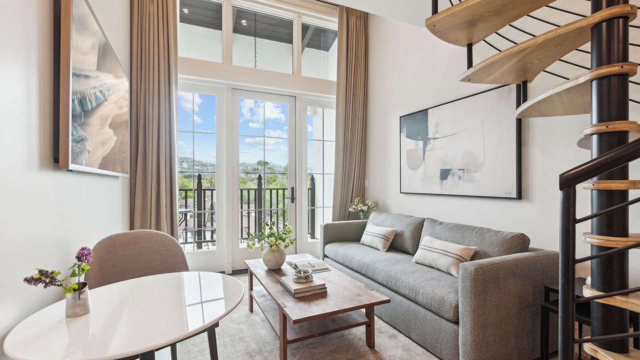 Photo of Livingroom in Laguna