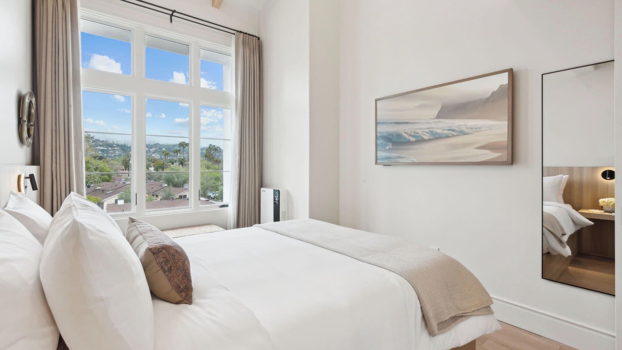 Photo of Bedroom in Laguna