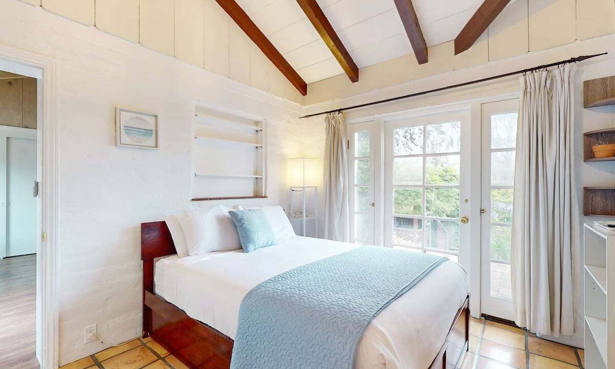 Photo of Bedroom in Country Club